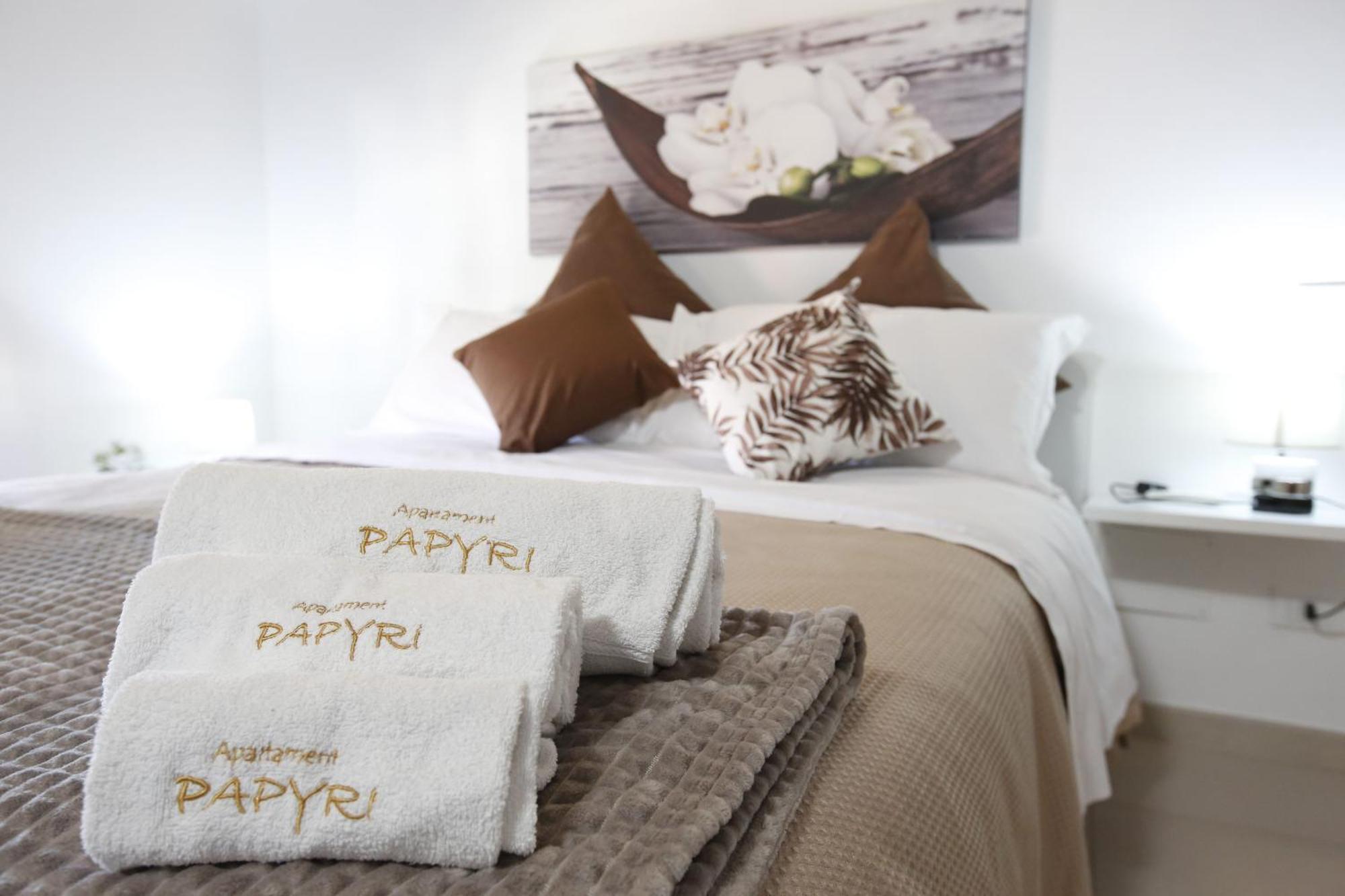 Apartment Papyri Palermo Bagian luar foto
